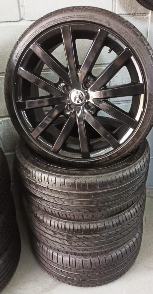 JOGO RODAS COM PNEUS ARO 17" 4X100